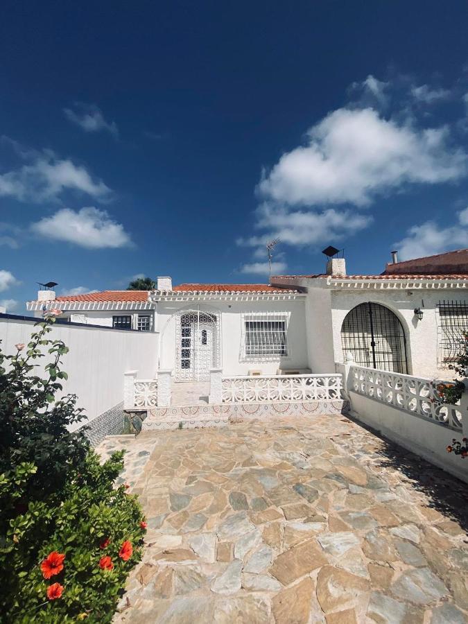 Holiday Apartments Торрев'єха Екстер'єр фото